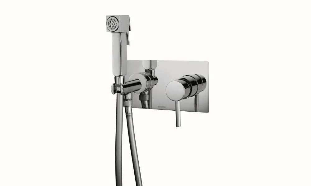 Bossini Z005393 — комплект со скрытым смесителем Комплект Bossini Z005393 со скрытым смесителем и лейкой