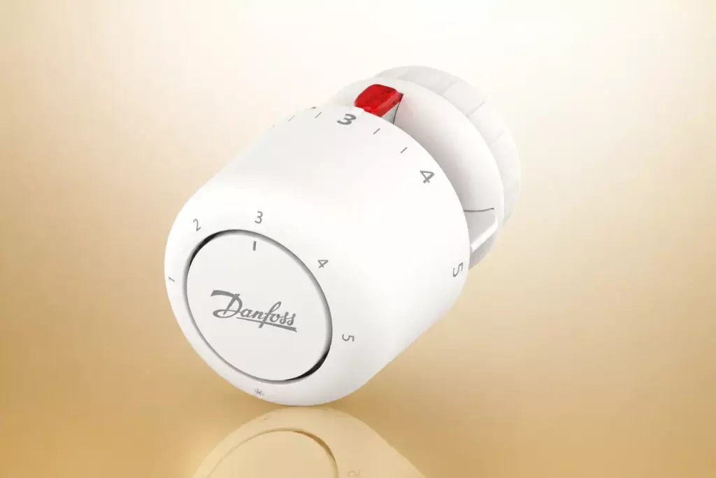 Белая радиаторная термоголовка Danfoss Aero с температурной шкалой